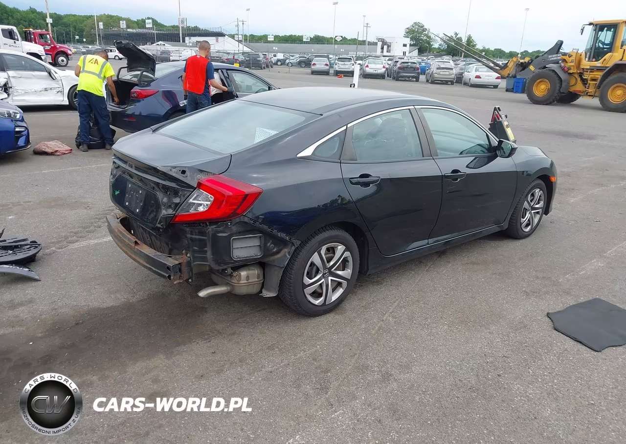 2018 Honda Civic Lx VIN:2HGFC2F50JH558283 - 4
