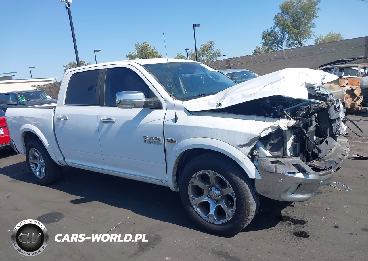 2015 Ram 1500 Laramie VIN:1C6RR6NT6FS591524 - 14