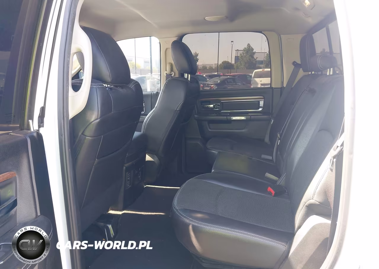 2015 Ram 1500 Laramie VIN:1C6RR6NT6FS591524 - 8