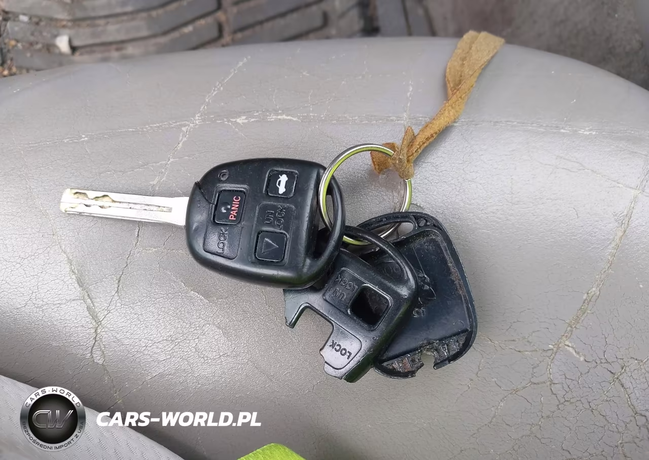 2003 Lexus Es 300 VIN:JTHBF30G530123687 - 11