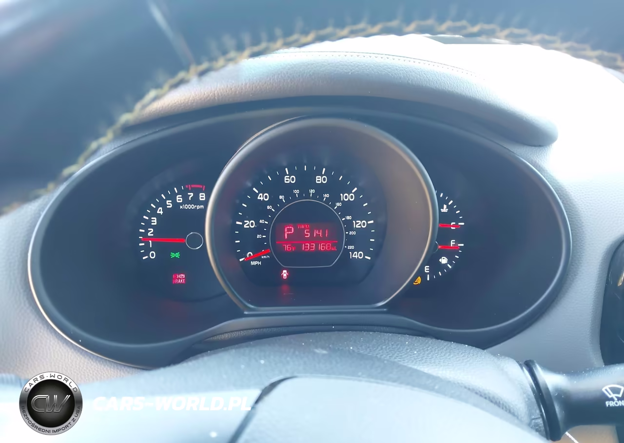 2014 Kia Soul + VIN:KNDJP3A55E7062181 - 7