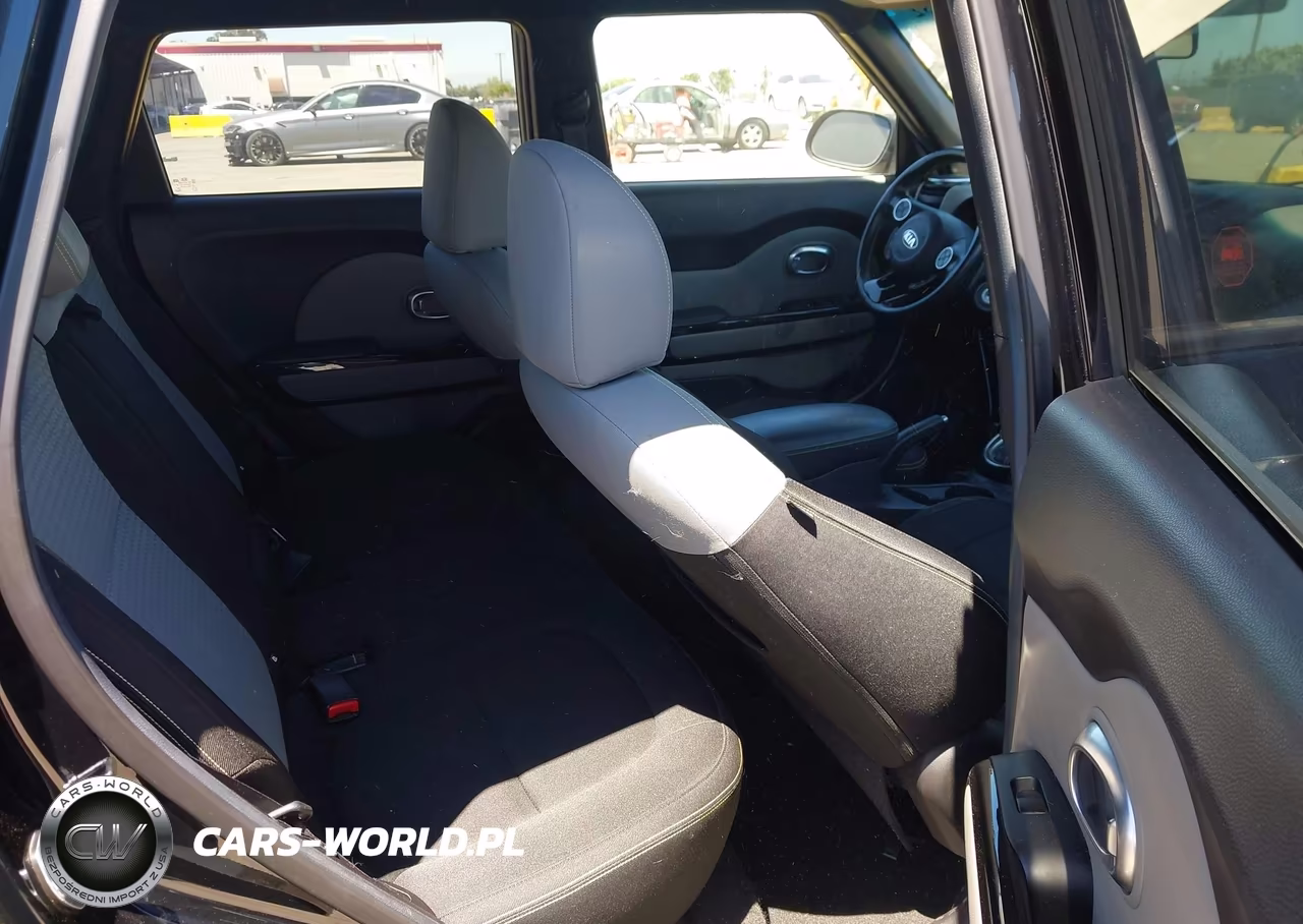 2014 Kia Soul + VIN:KNDJP3A55E7062181 - 8