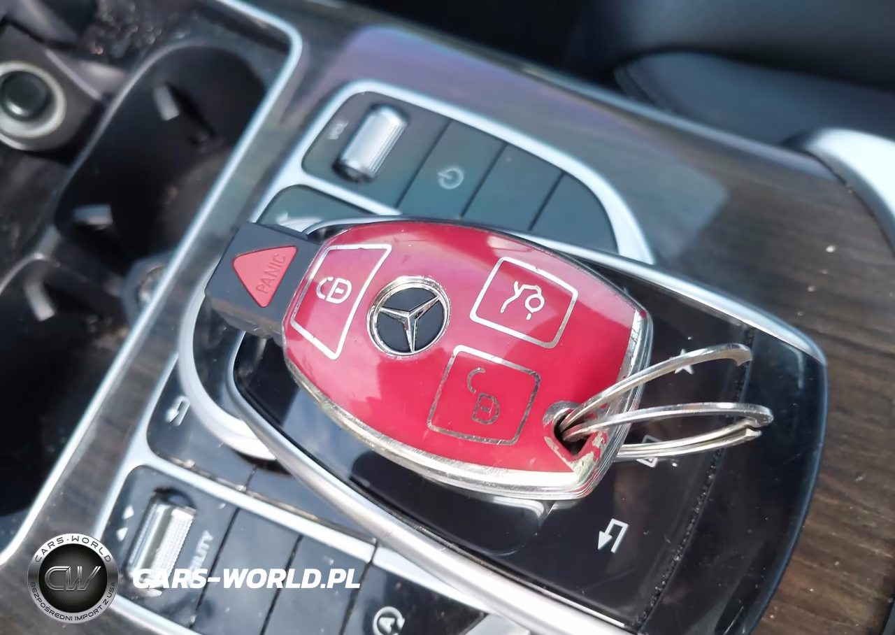 2015 Mercedes-Benz C 300 4Matic VIN:55SWF4KBXFU051691 - 11
