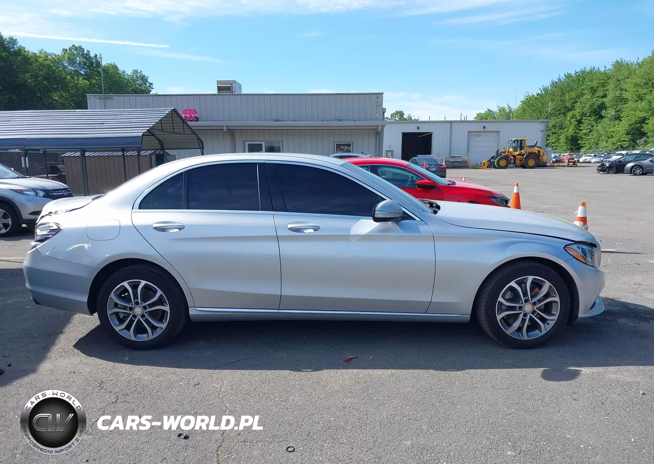 2015 Mercedes-Benz C 300 4Matic VIN:55SWF4KBXFU051691 - 13