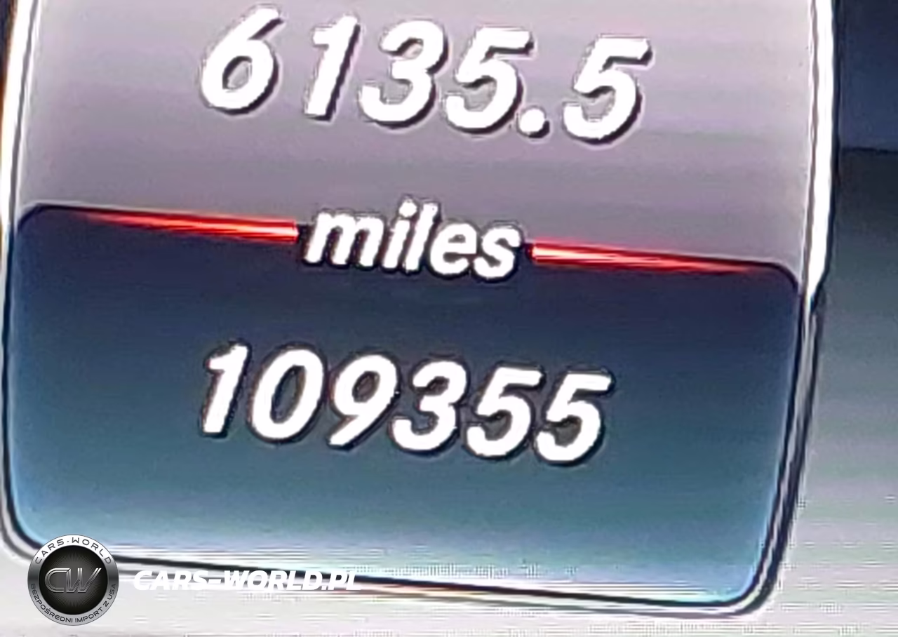 2015 Mercedes-Benz C 300 4Matic VIN:55SWF4KBXFU051691 - 15