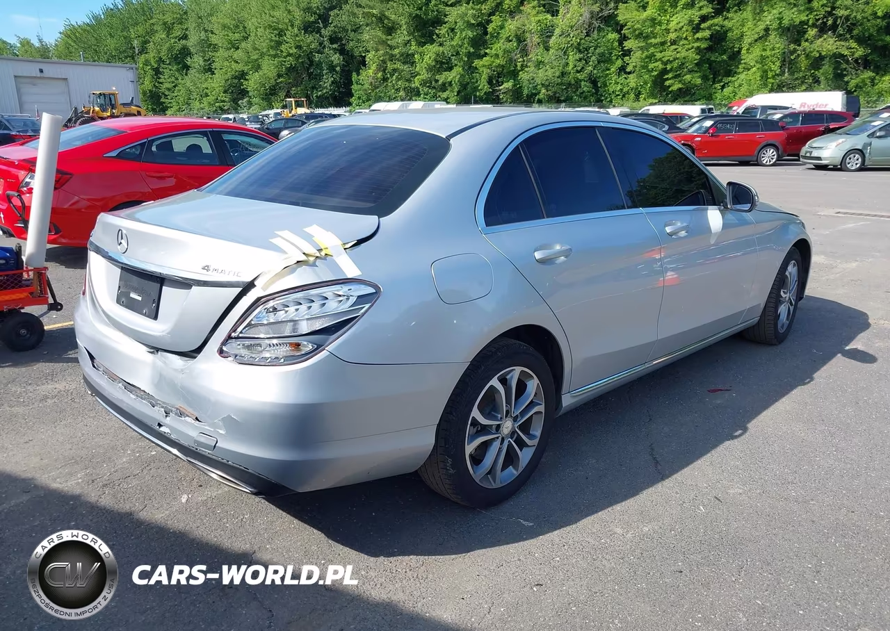 2015 Mercedes-Benz C 300 4Matic VIN:55SWF4KBXFU051691 - 4
