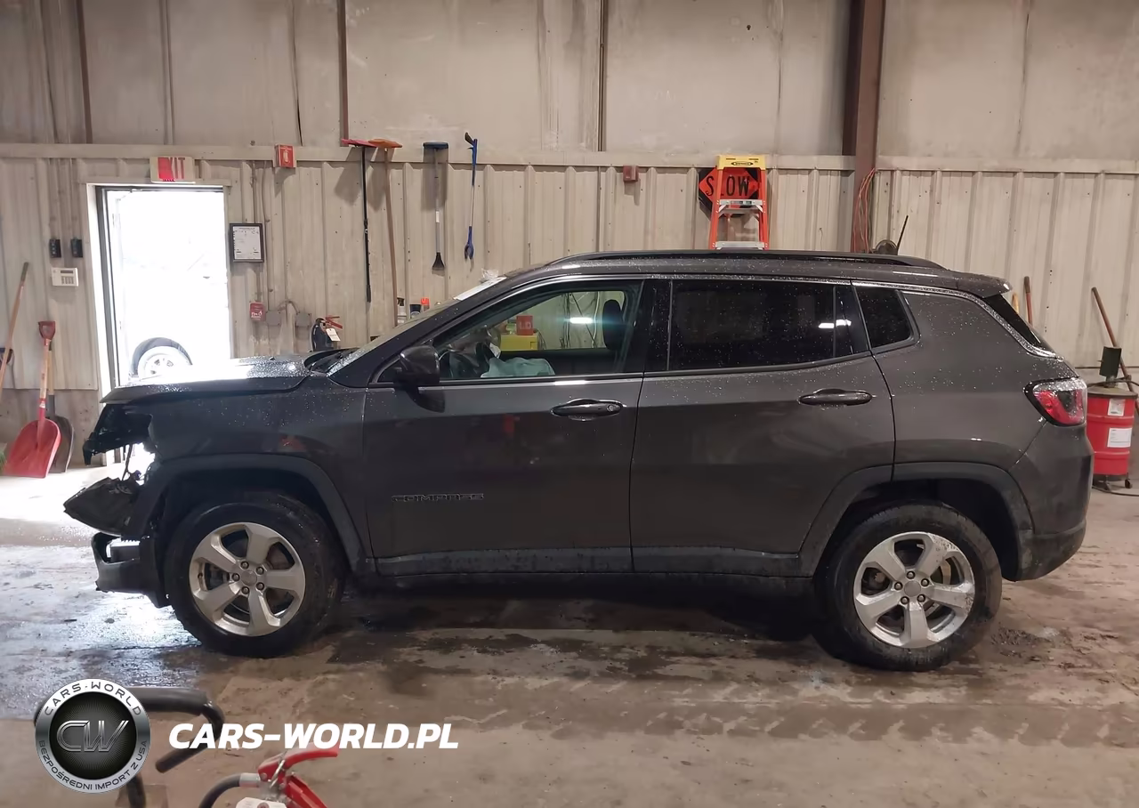 2019 Jeep Compass Latitude 4X4 VIN:3C4NJDBBXKT594014 - 14