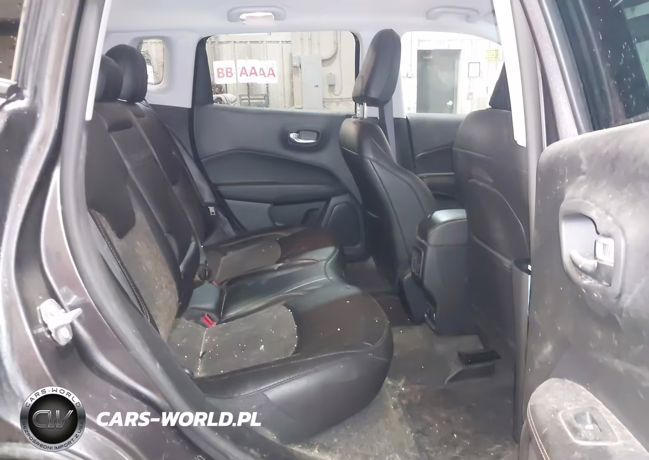 2019 Jeep Compass Latitude 4X4 VIN:3C4NJDBBXKT594014 - 8