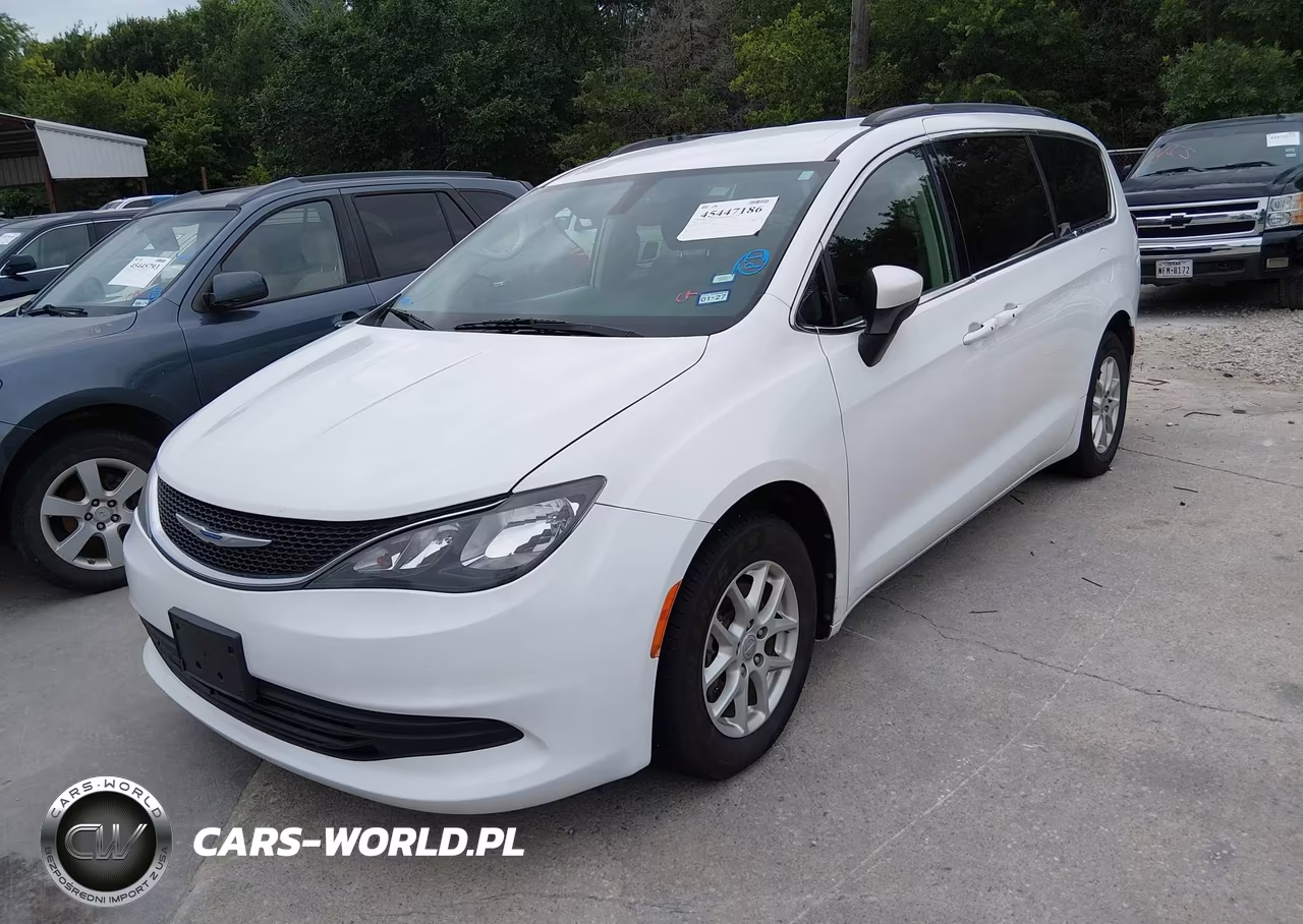2020 Chrysler Voyager Lxi VIN:2C4RC1DG4LR156807 - 2