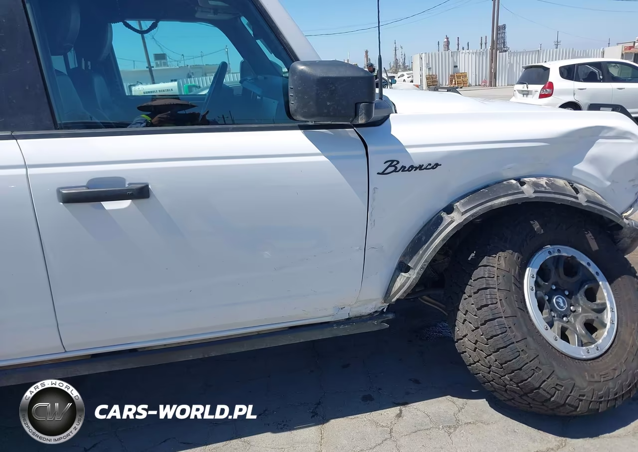 2022 Ford Bronco Black Diamond VIN:1FMEE5DP2NLB37504 - 14