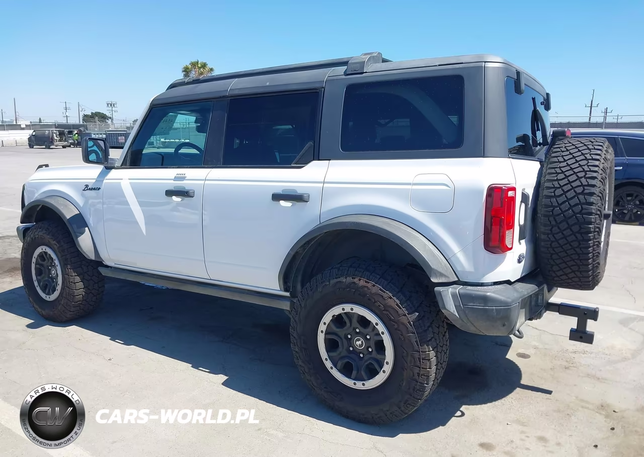 2022 Ford Bronco Black Diamond VIN:1FMEE5DP2NLB37504 - 3