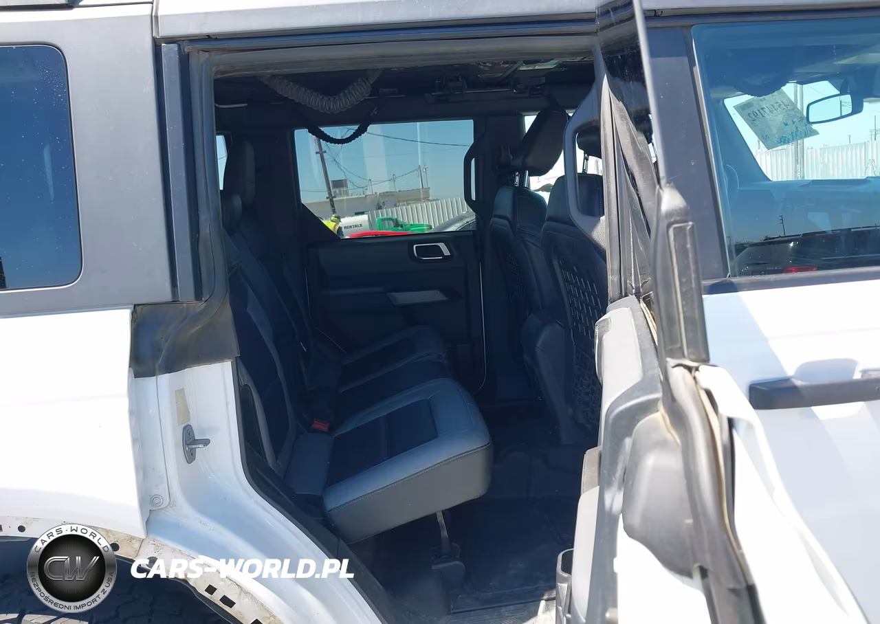 2022 Ford Bronco Black Diamond VIN:1FMEE5DP2NLB37504 - 8