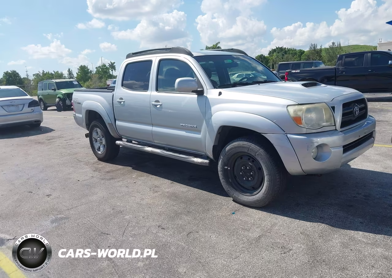 2005 Toyota Tacoma Base V6