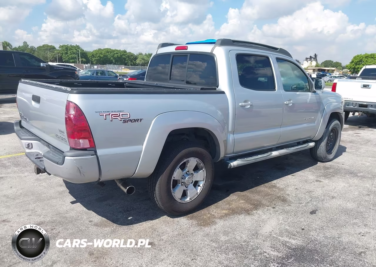2005 Toyota Tacoma Base V6 VIN:3TMLU42N45M002243 - 4
