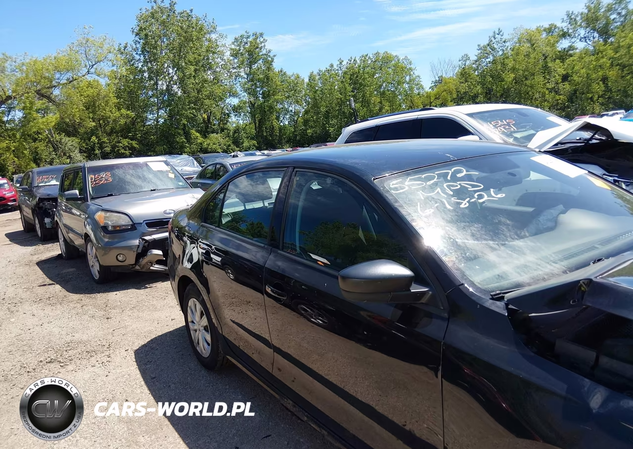 2011 Volkswagen Jetta 2.0L S VIN:3VW2K7AJ9BM332504 - 13