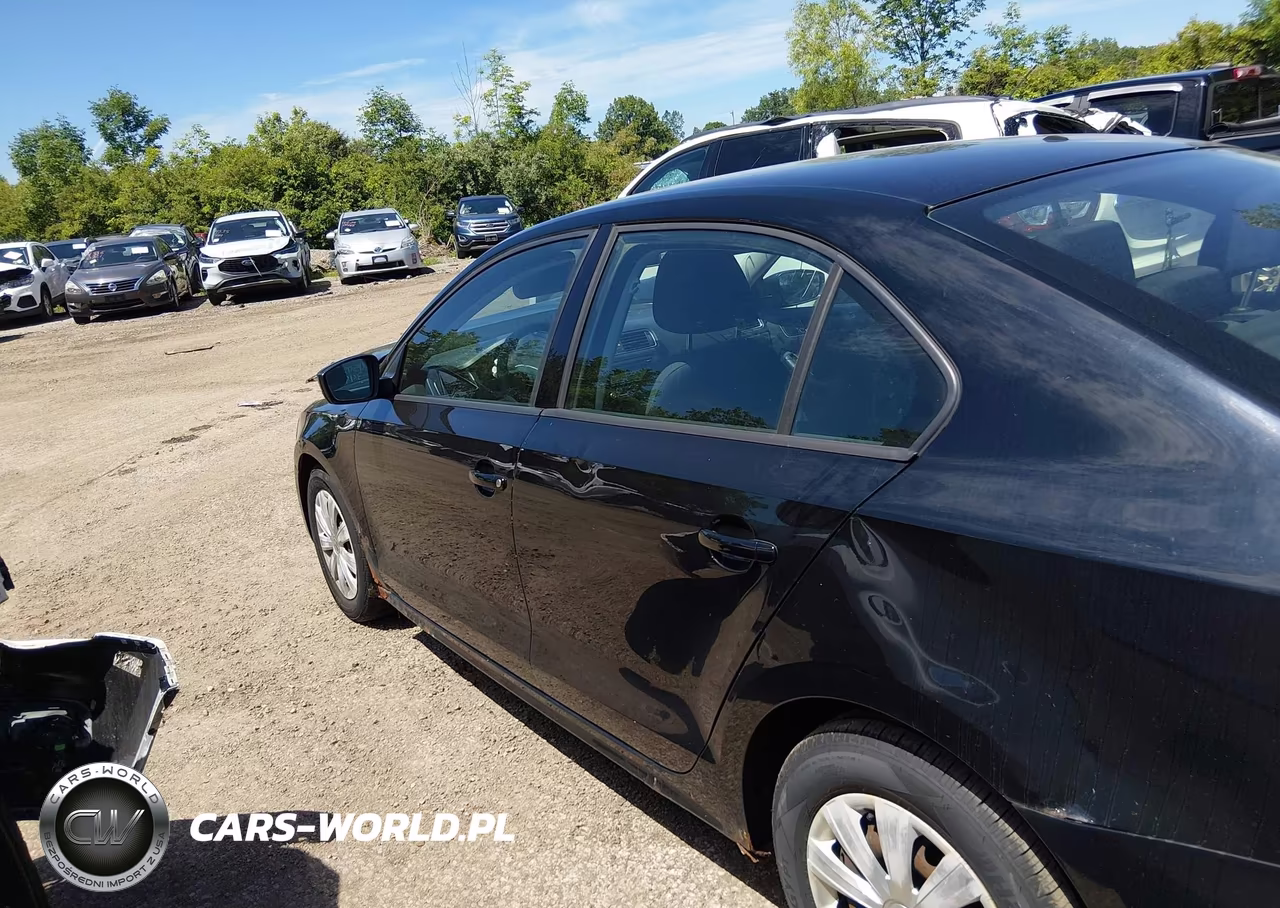 2011 Volkswagen Jetta 2.0L S VIN:3VW2K7AJ9BM332504 - 14