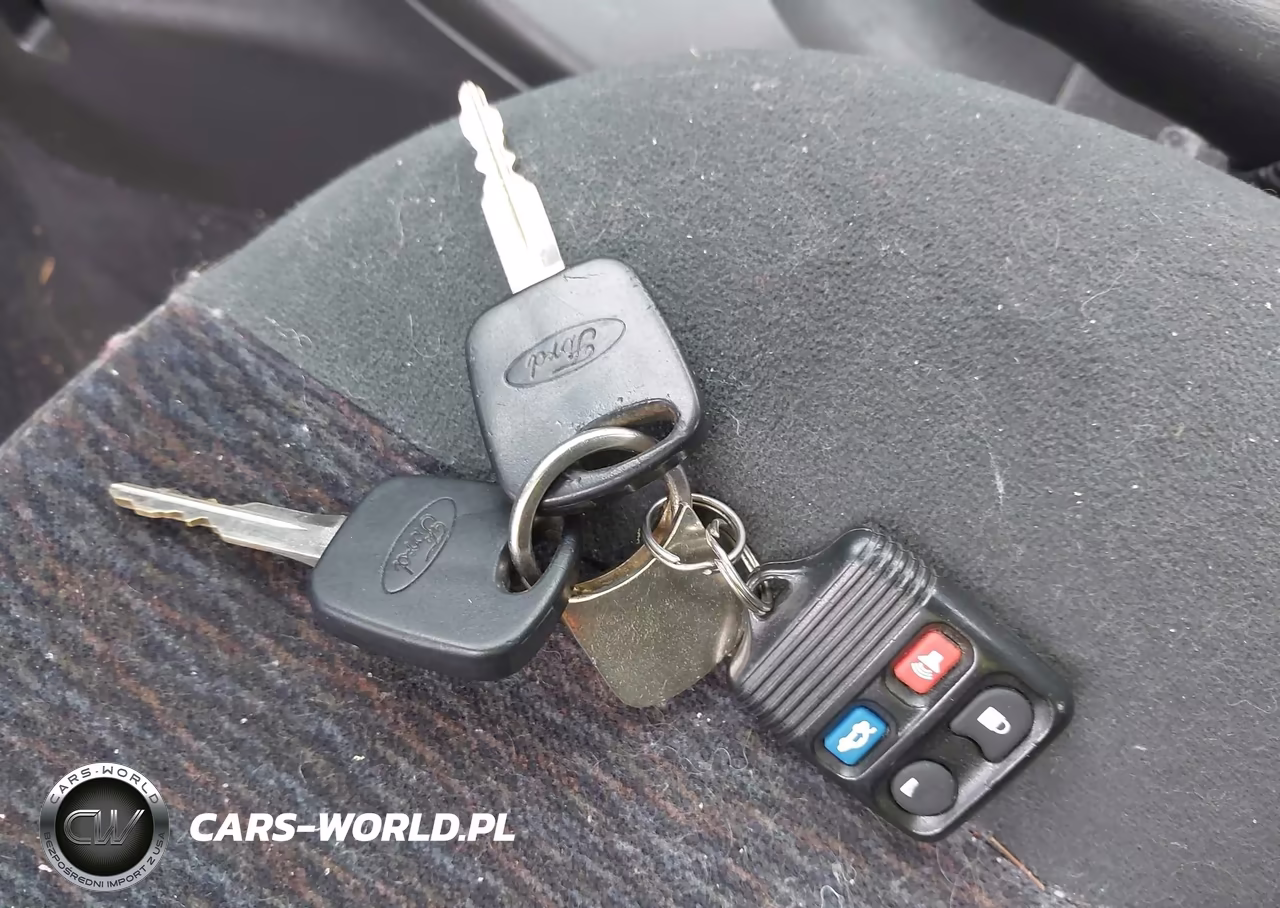 2000 Ford Focus Se VIN:1FAHP343XYW183250 - 11