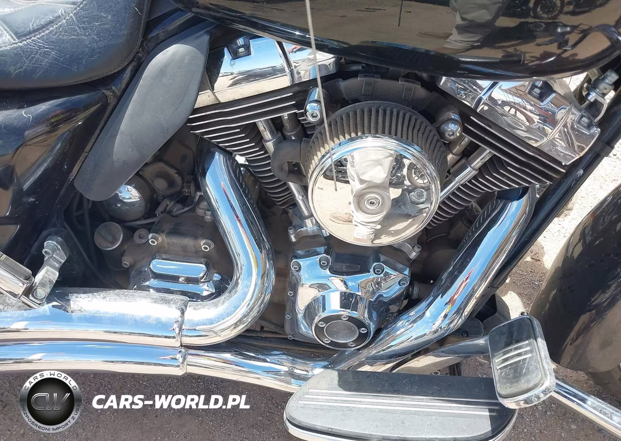 2015 Harley-Davidson Flhx Street Glide VIN:1HD1KBM12FB690777 - 8