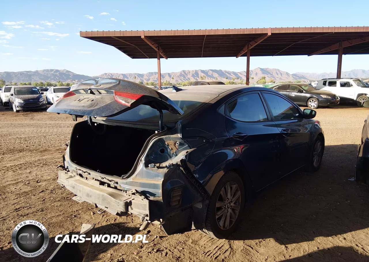 2015 Hyundai Elantra Se VIN:KMHDH4AE3FU388334 - 4