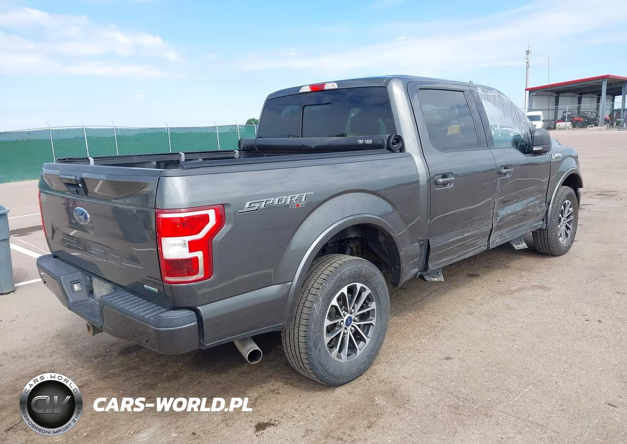 2018 Ford F-150 Xlt VIN:1FTEW1EG6JKF58926 - 4