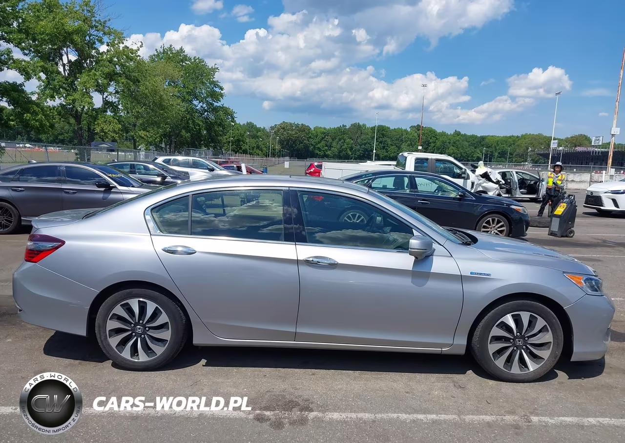 2017 Honda Accord Hybrid Ex-L VIN:JHMCR6F52HC020056 - 13