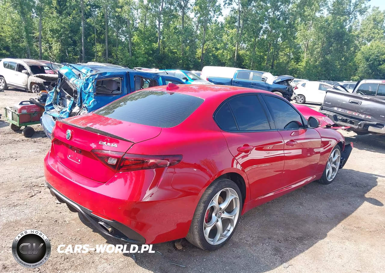 2019 Alfa Romeo Giulia Ti Sport Awd VIN:ZARFANBN8K7601220 - 4