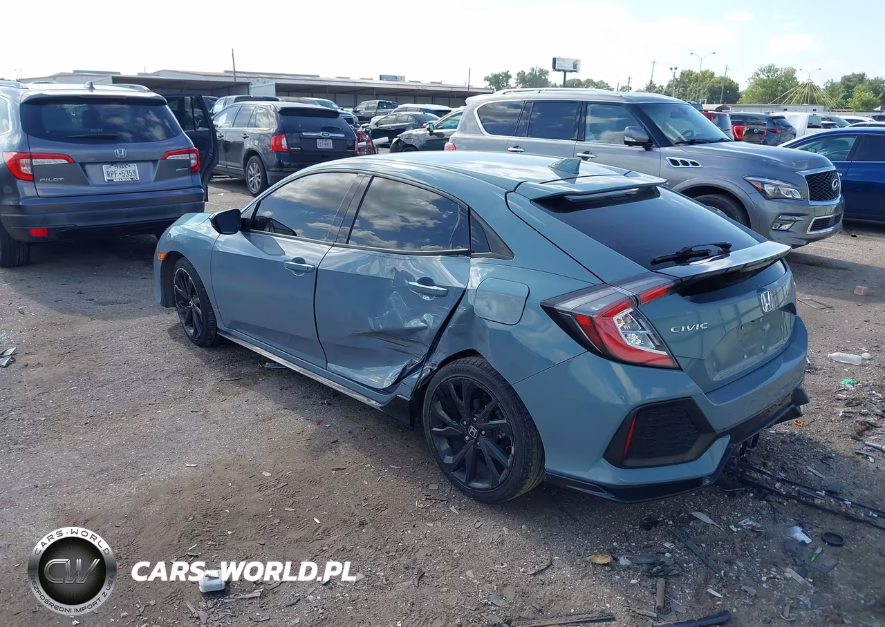2018 Honda Civic Sport VIN:SHHFK7H49JU213518 - 3
