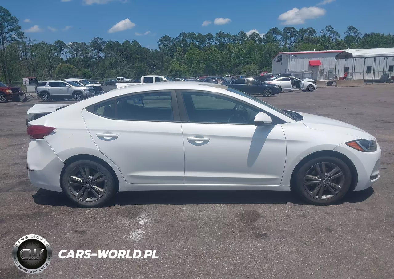 2018 Hyundai Elantra Sel VIN:5NPD84LF6JH387546 - 13
