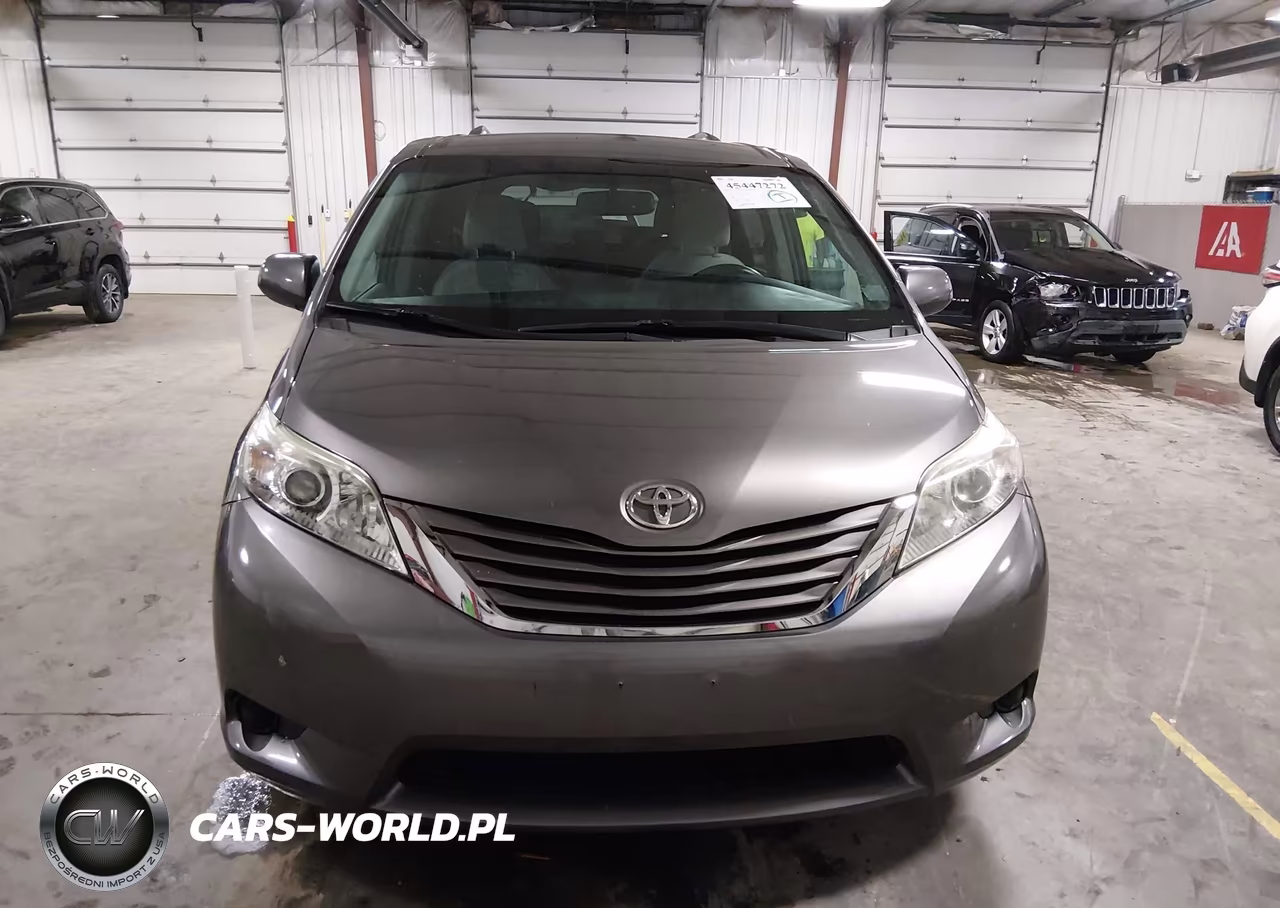 2016 Toyota Sienna Le 7 Passenger VIN:5TDJK3DCXGS143887 - 13