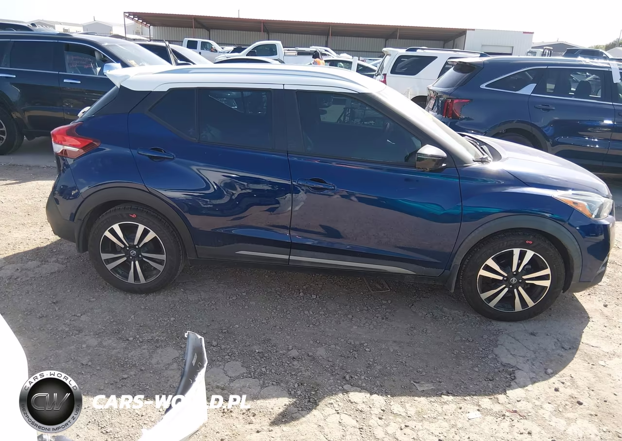 2019 Nissan Kicks Sr