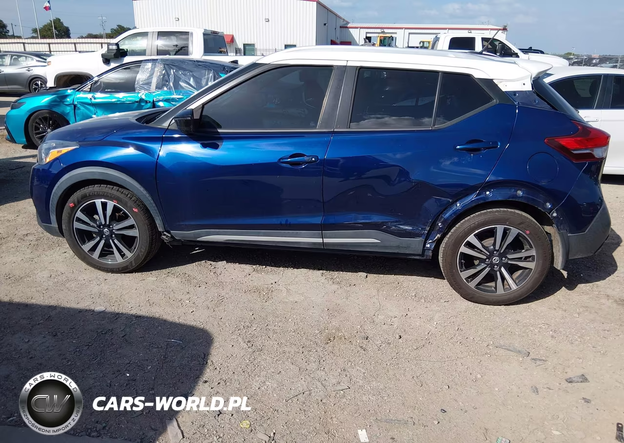 2019 Nissan Kicks Sr VIN:3N1CP5CU3KL533425 - 3