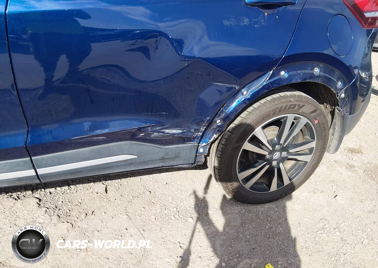 2019 Nissan Kicks Sr VIN:3N1CP5CU3KL533425 - 6
