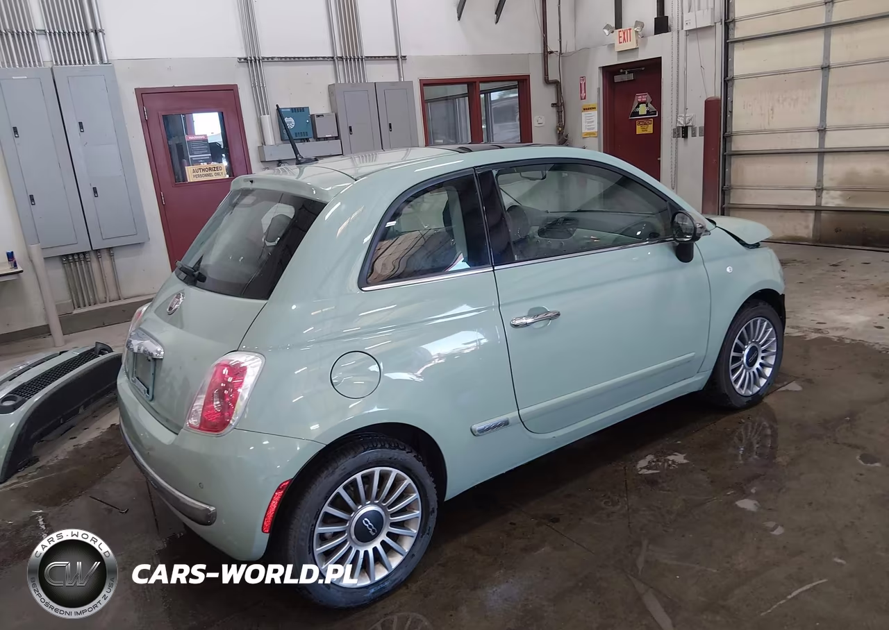 2015 Fiat 500 Lounge VIN:3C3CFFCR6FT710237 - 4