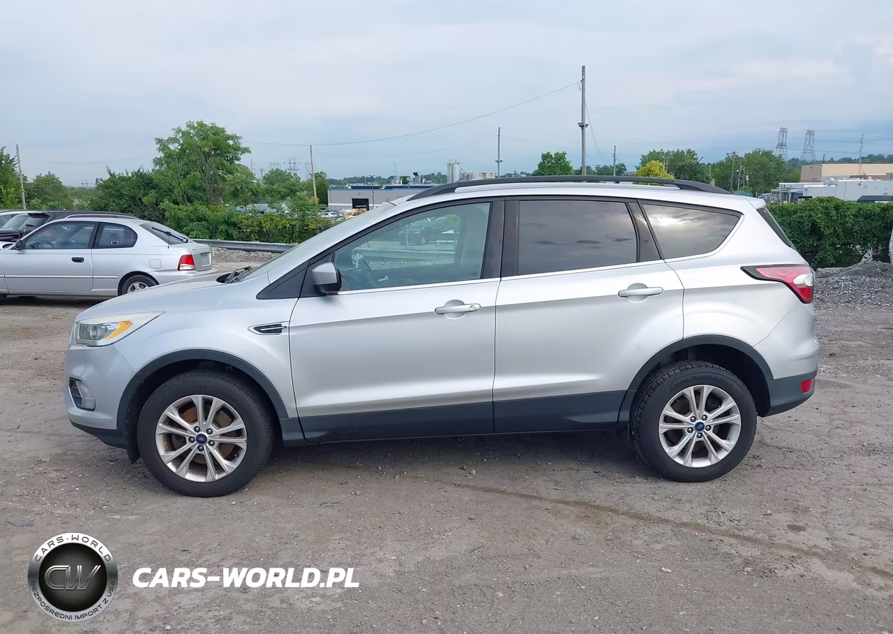 2017 Ford Escape Se VIN:1FMCU9GD4HUD90180 - 14