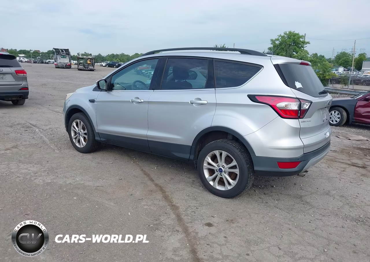 2017 Ford Escape Se VIN:1FMCU9GD4HUD90180 - 3