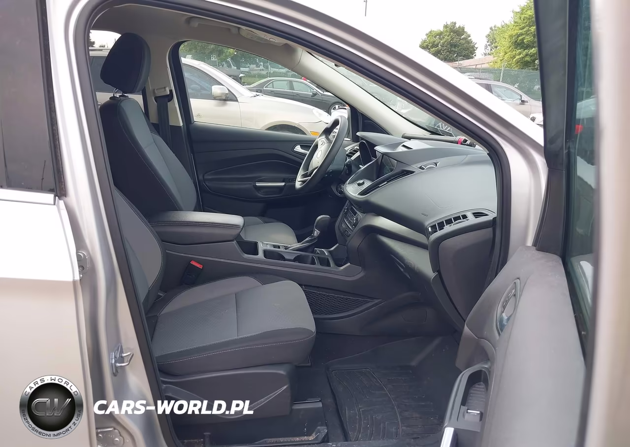 2017 Ford Escape Se VIN:1FMCU9GD4HUD90180 - 5