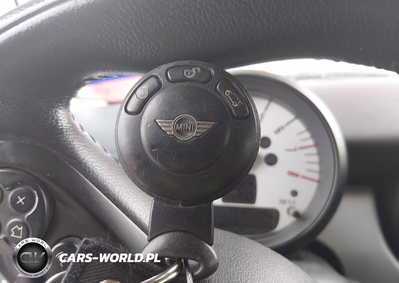 2012 Mini Cooper VIN:WMWSU3C52CT257733 - 11