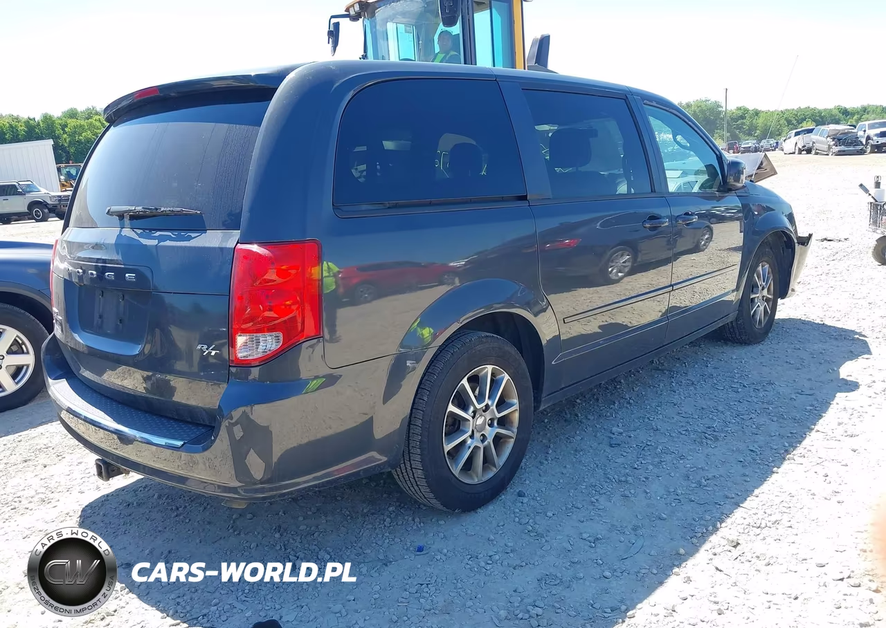 2011 Dodge Grand Caravan R-T VIN:2D4RN7DG1BR696890 - 4