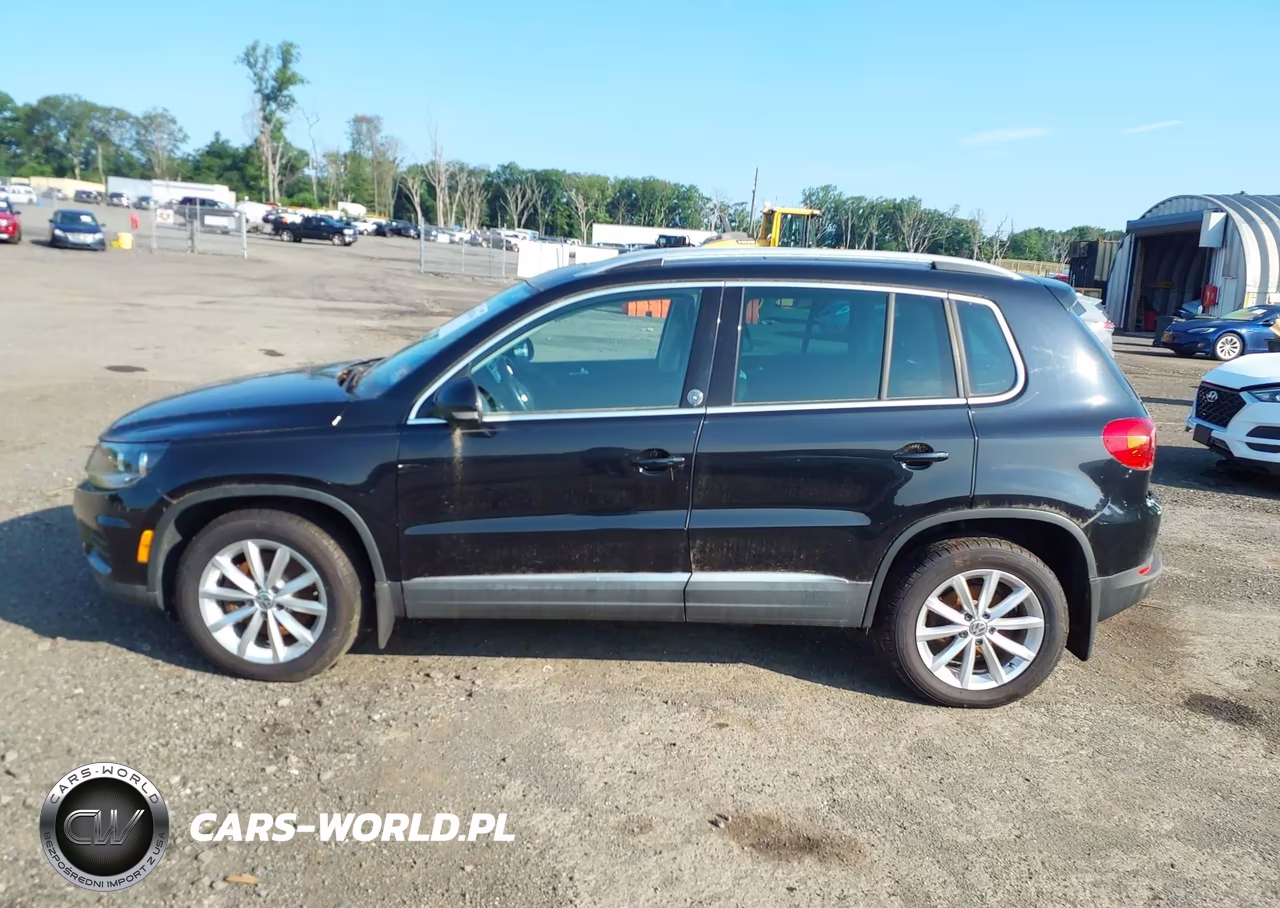 2017 Volkswagen Tiguan 2.0T Wolfsburg Edition VIN:WVGSV7AX0HK003846 - 14