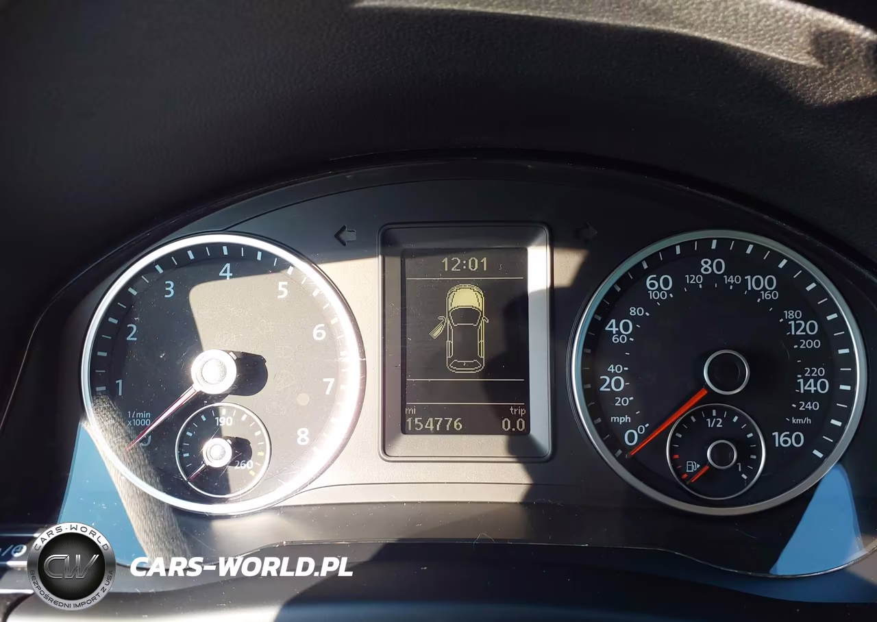 2017 Volkswagen Tiguan 2.0T Wolfsburg Edition VIN:WVGSV7AX0HK003846 - 7