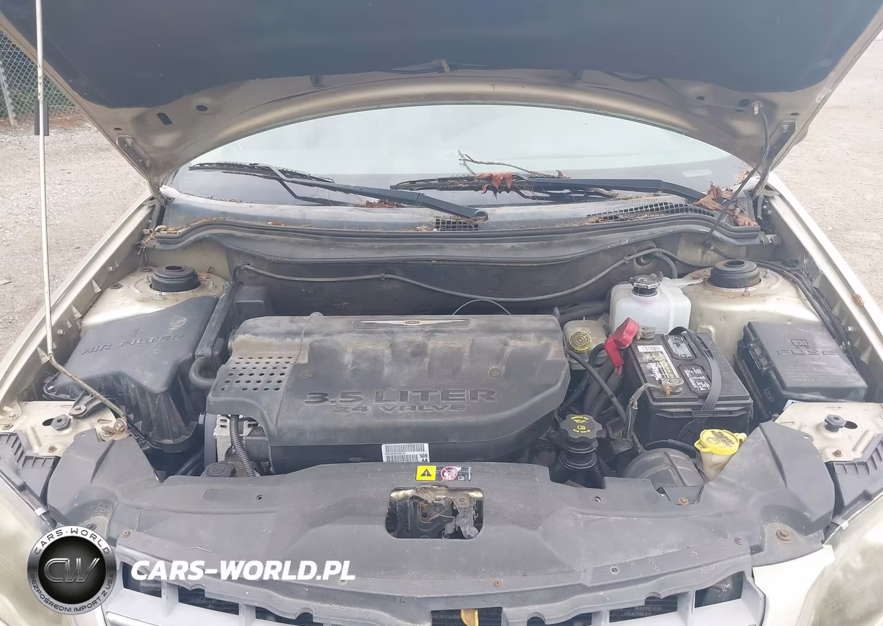 2005 Chrysler Pacifica Touring VIN:2C8GF68455R261174 - 10