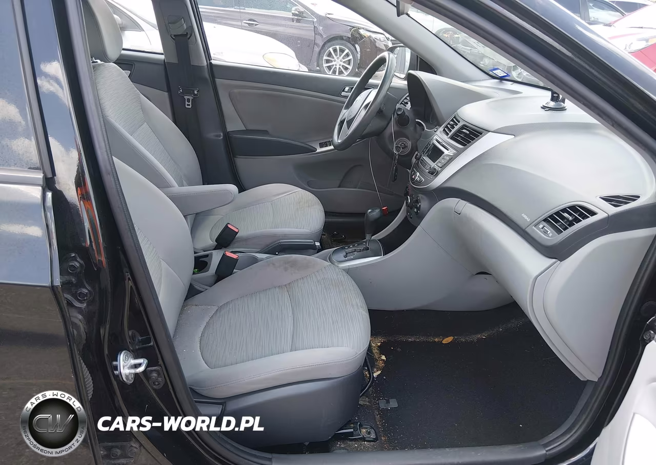 2015 Hyundai Accent Gls VIN:KMHCT4AE2FU920179 - 5