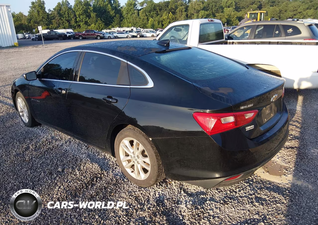 2018 Chevrolet Malibu Lt VIN:1G1ZD5STXJF135784 - 3