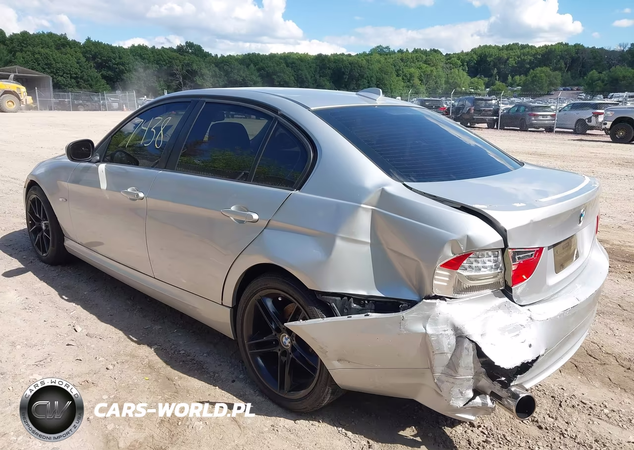 2011 BMW 328I xDrive VIN:WBAPK5C59BF121636 - 3