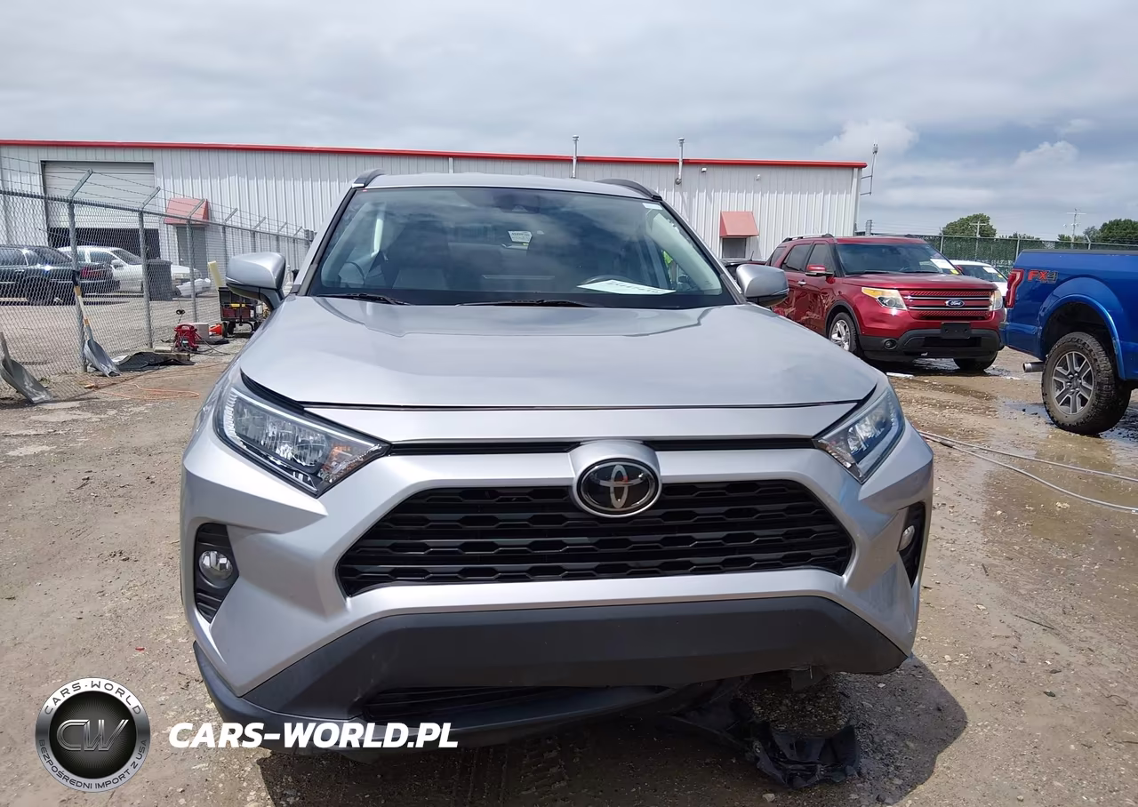 2021 Toyota Rav4 Xle VIN:2T3W1RFV2MC138818 - 12