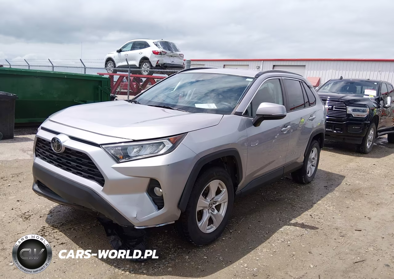 2021 Toyota Rav4 Xle VIN:2T3W1RFV2MC138818 - 2