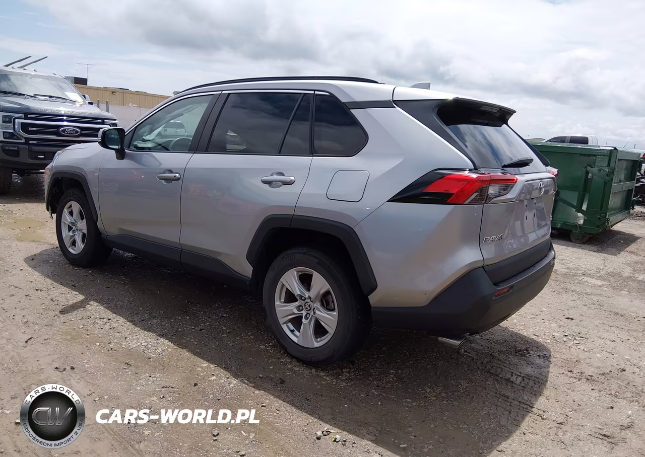 2021 Toyota Rav4 Xle VIN:2T3W1RFV2MC138818 - 3