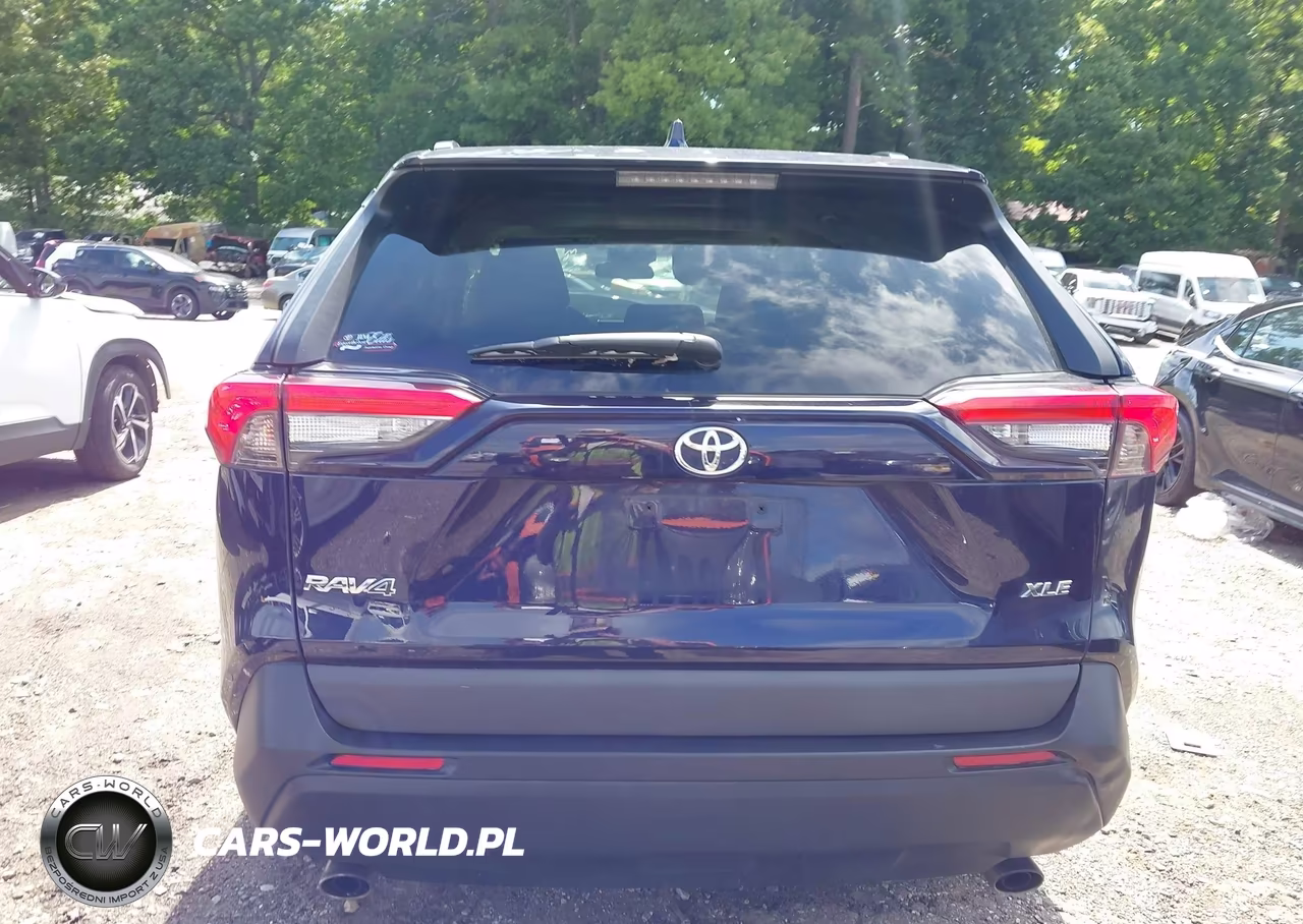 2021 Toyota Rav4 Xle VIN:2T3W1RFV5MC092708 - 17