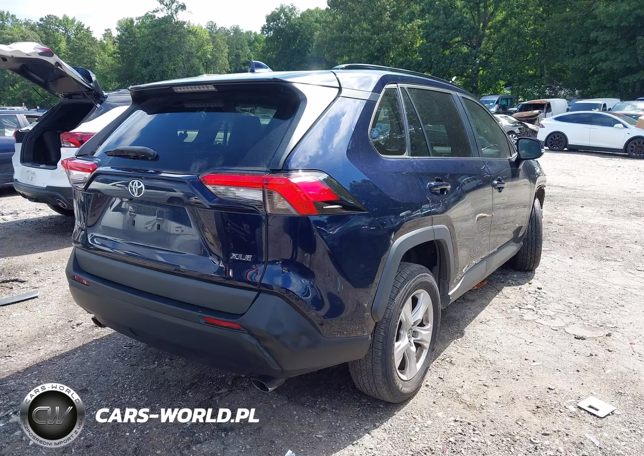 2021 Toyota Rav4 Xle VIN:2T3W1RFV5MC092708 - 4