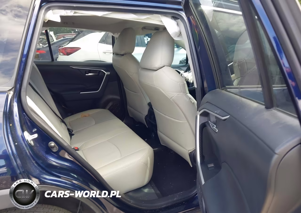 2021 Toyota Rav4 Xle VIN:2T3W1RFV5MC092708 - 8